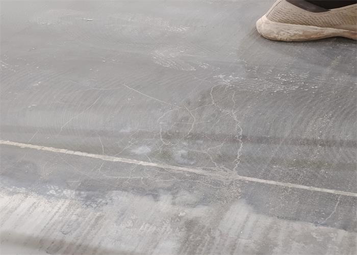 地面裂紋23藁城.jpg 地面裂紋23藁城.jpg